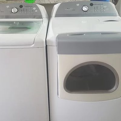 Whirlpool Washer/Dryer Set – White