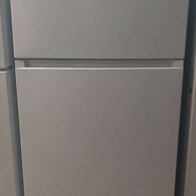 Midea 18 Cu. Ft. Top Mount Freezer Refrigerator
